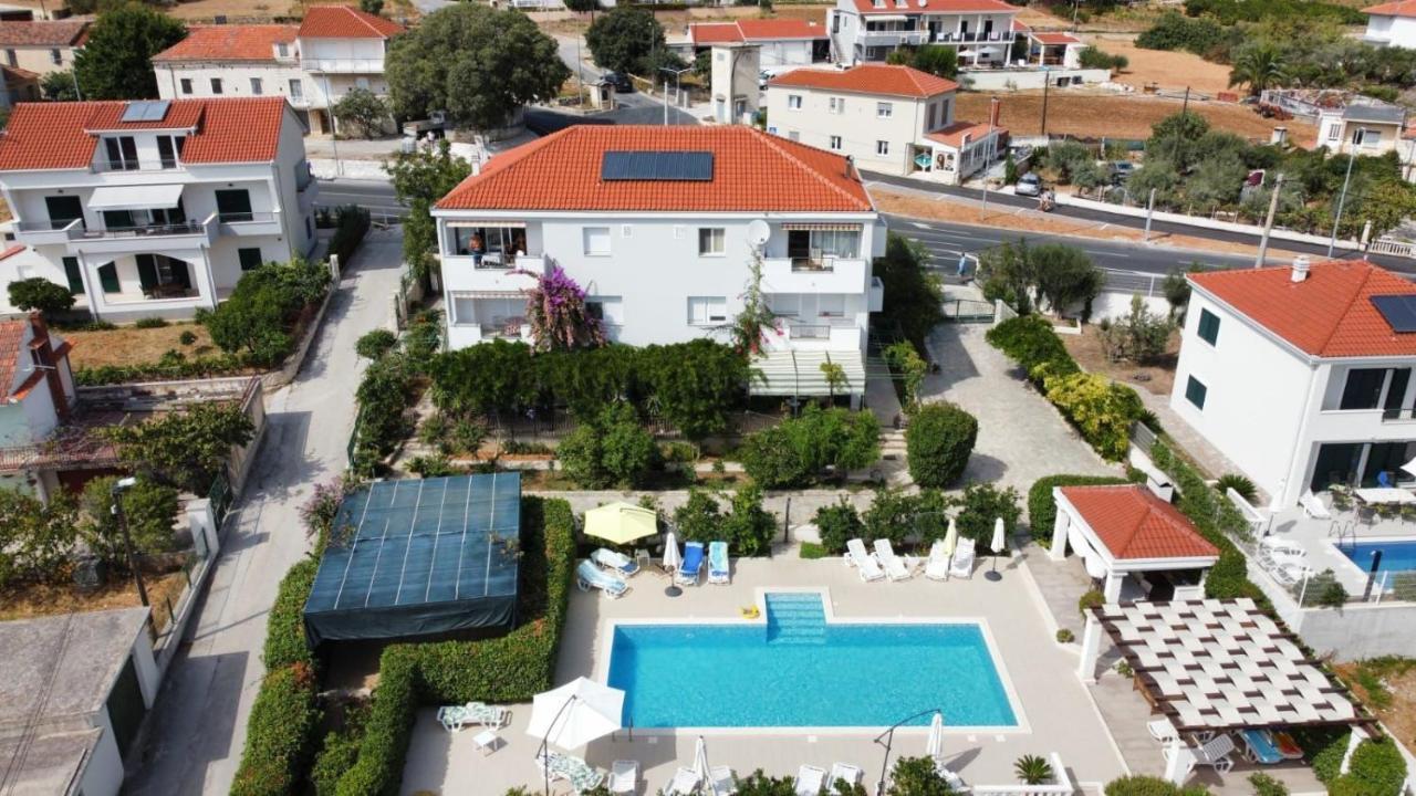 Apartments Zulim Trogir Luaran gambar