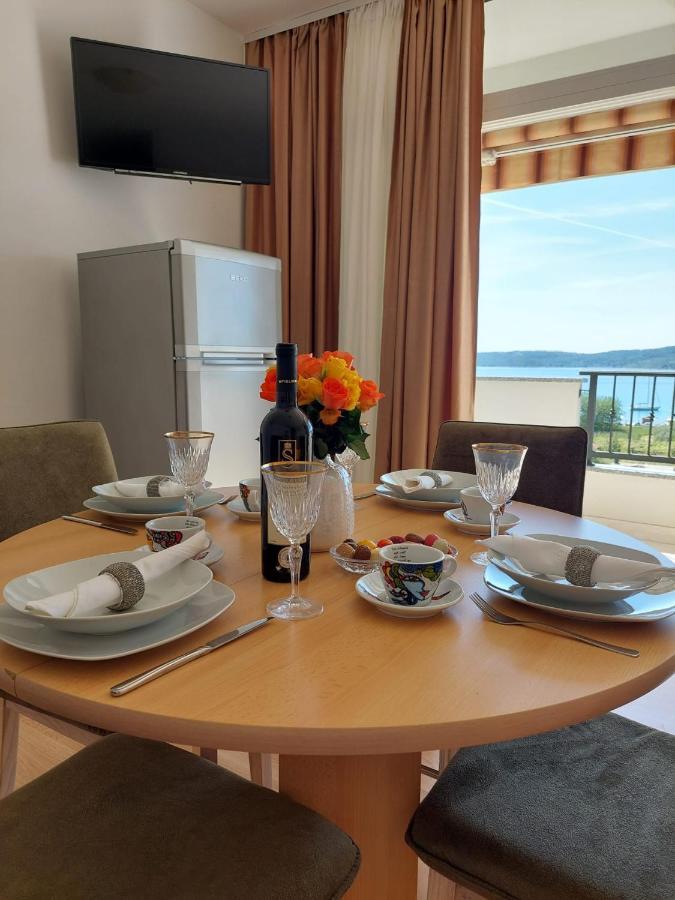 Apartments Zulim Trogir Luaran gambar
