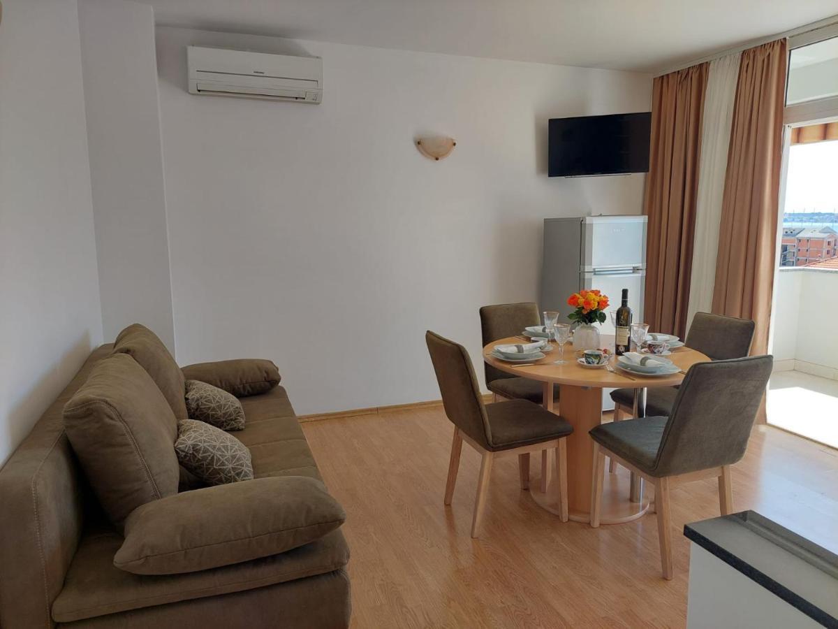 Apartments Zulim Trogir Luaran gambar