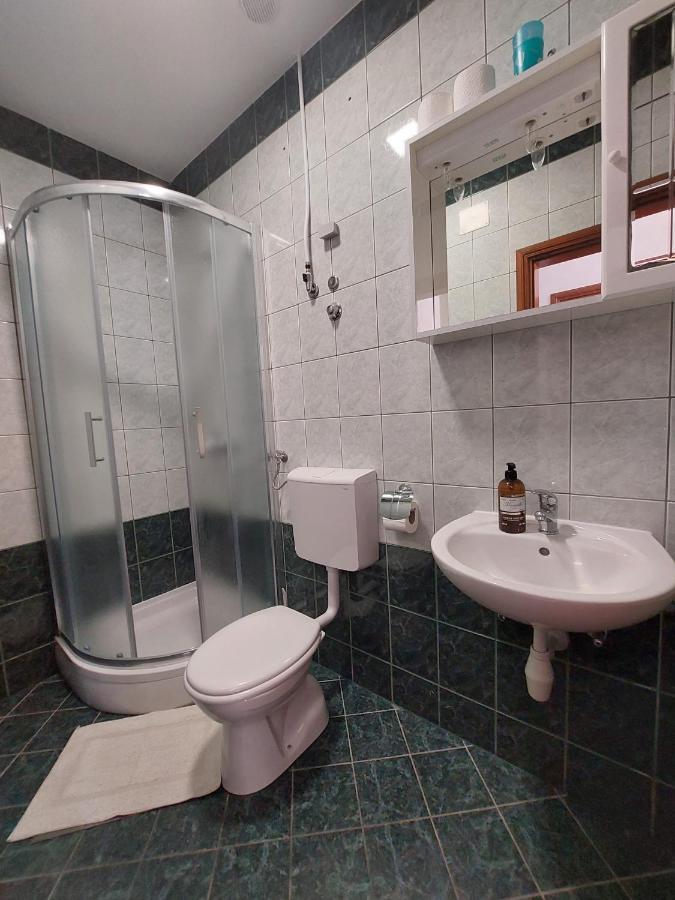 Apartments Zulim Trogir Luaran gambar