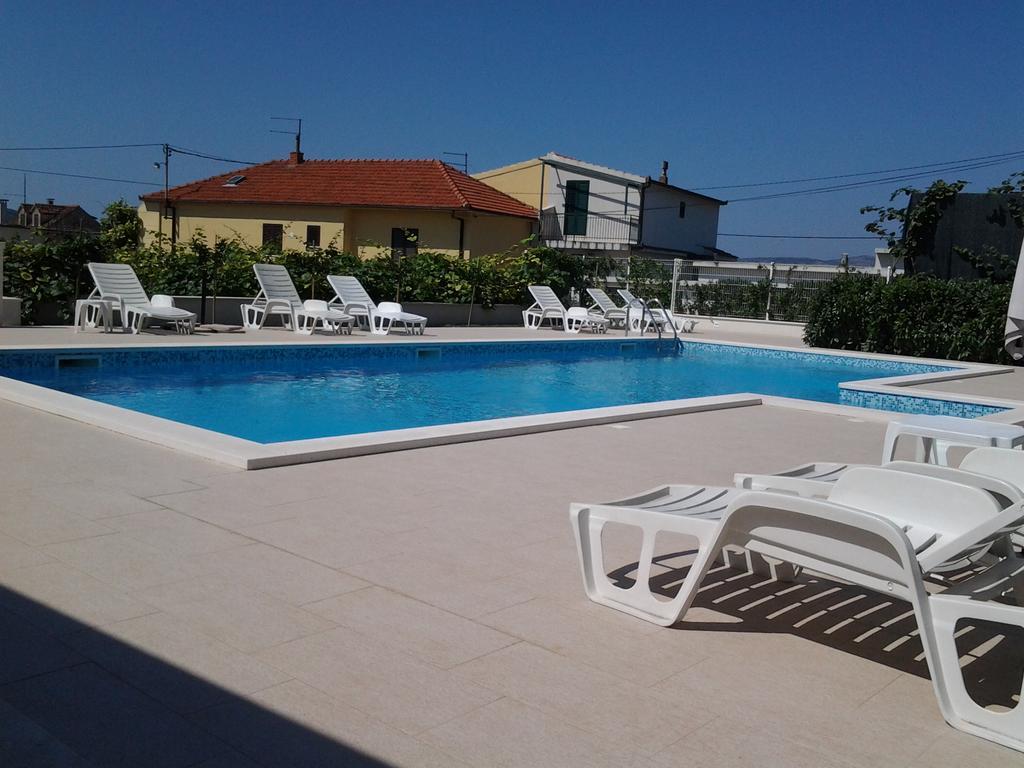 Apartments Zulim Trogir Luaran gambar